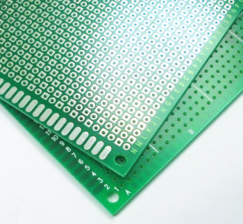 Код 231 Макетная плата 50х50