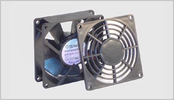 Решетка вентилятора пластик 80x80мм