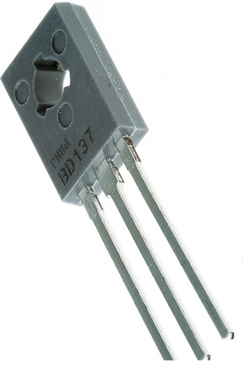 BD137, Транзистор