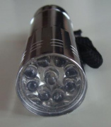 Фонарь 9 светодиодов 3ААА